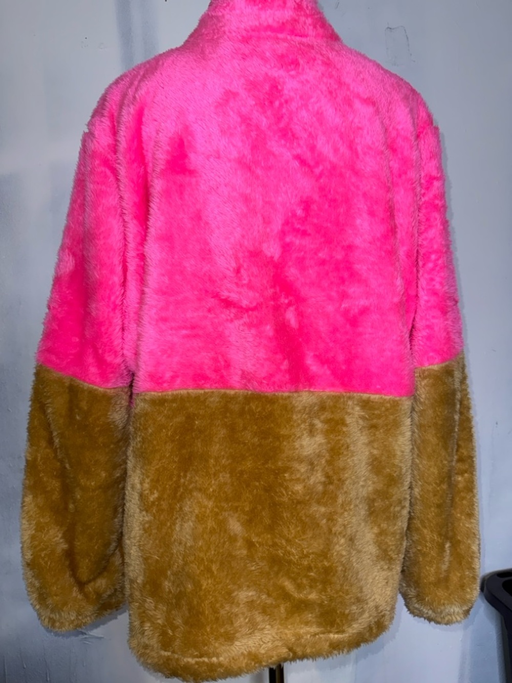 Lilly Pulitzer Two-Tone Teddy Half-Zip Jacket in Hot Pink & Tan - Picture 3 of 5